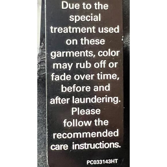 HUE Sleek Effects Black Crocodile Skin Design Soft Stretch Leggings Sz S NWT - Picture 15 of 16